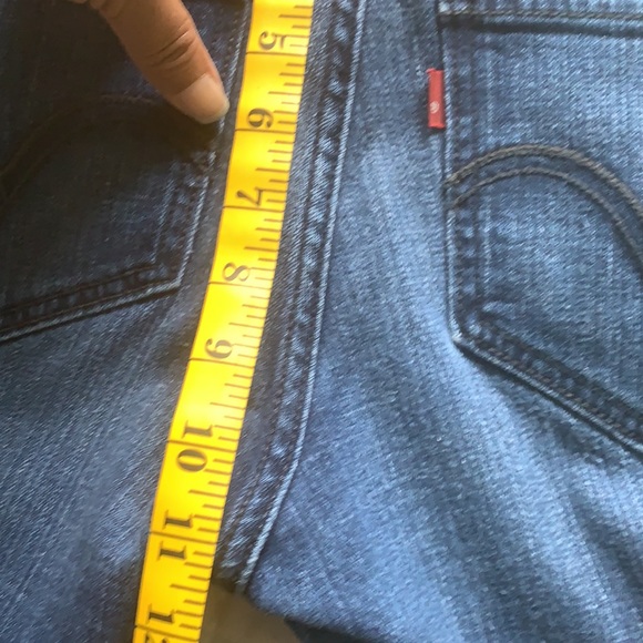 Levi’s Curvy cut 528 Jeans - Picture 8 of 11